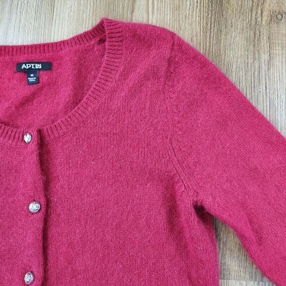 🔹️Apt 9 Burgundy Angora Blend Rhinestone Buttoned Cardigan Sweater Medium - Picture 4 of 9
